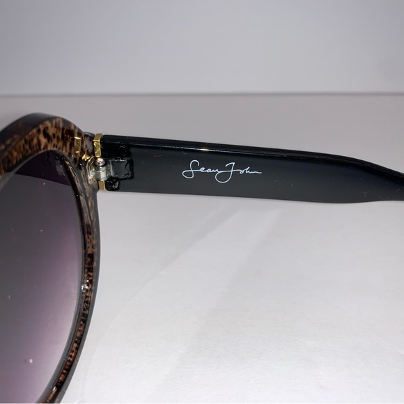 P DIDDY SEAN JOHN Womens Oversized Translucent Rims Round Lenses Sunglasses - Picture 3 of 6